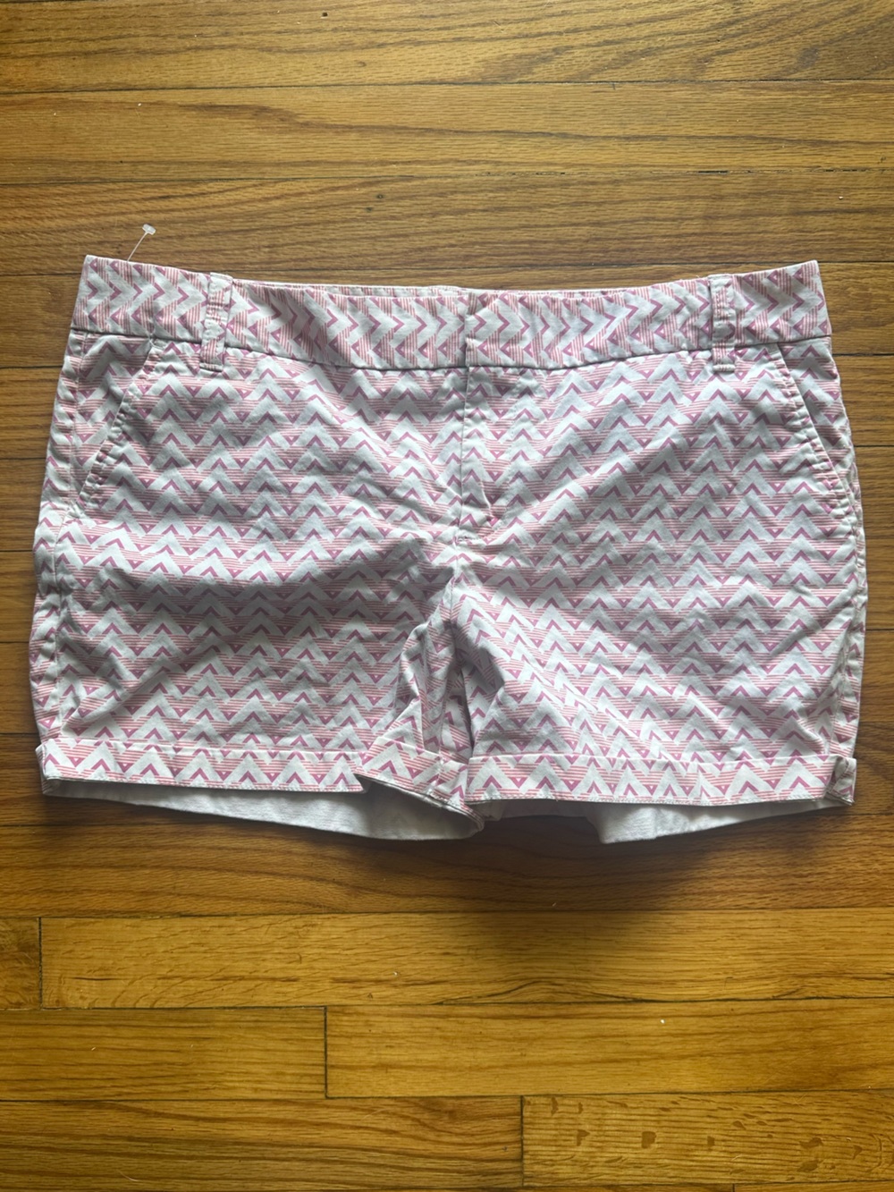 Caslon Pink Chevron High Rise Shorts Women’s Size 14 Casual Summer
